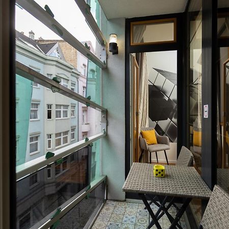 Downtown Cube Apartment Budapest Exterior foto